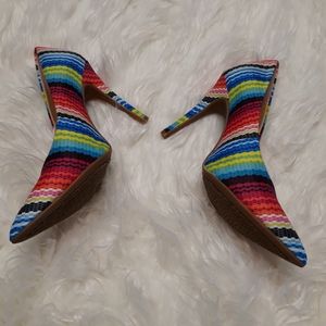 Gianni Bini  Multi color Fabric Heels